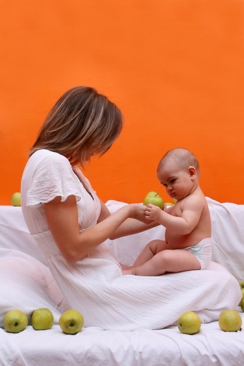 gassy baby breastfeeding
